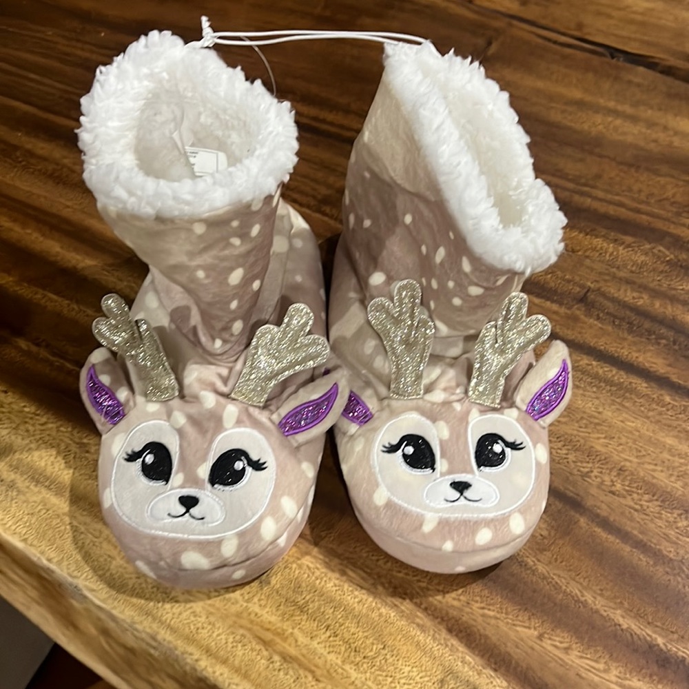 JUSTICE STORE NEW SIZE 8/9 REINDEER SLIPPERS GLITTER ANTLERS AND EARS